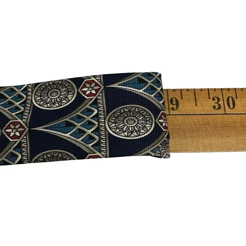 Oscar De La Renta Tie Mens Navy Medallion 100% Silk Necktie Woven Made in Italy